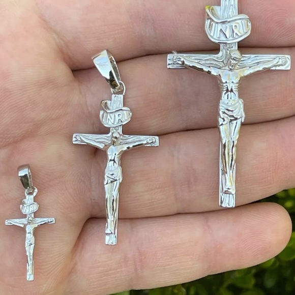Real Solid 925 Silver Cross Charm Pendant​ - Picture 1 of 4